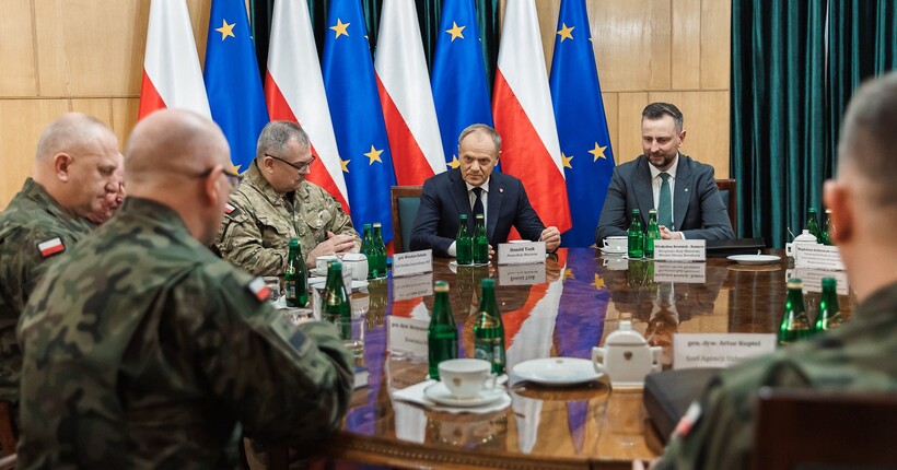 Польща відмовила Трампу: Туск пояснив, чому не відправлятиме кораблі чи літаки до Ірану