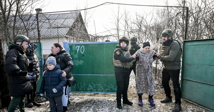 В окремих районах Слов'янська оголосили про примусову евакуацію дітей