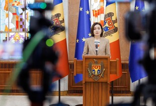 Молдова залишилась без частини електропостачання через удари рф