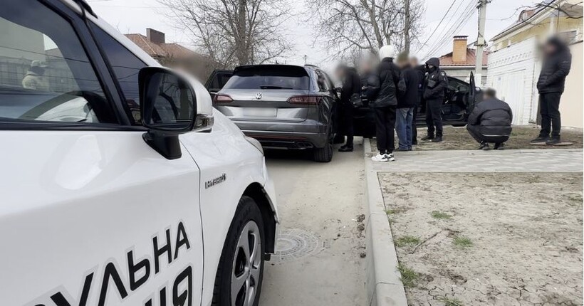 Правоохоронці викри шахрайську схему продажу фейкових автівок військовим