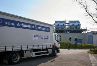 Вперше в історії: вчені транспортували антиматерію вантажівкою