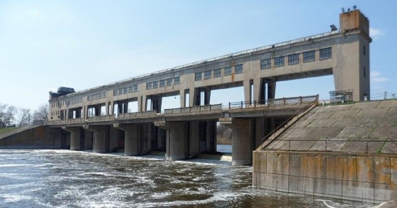 росія знищила греблю на Сіверському Донці: води в резервуарах залишилось на два тижні