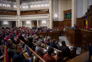Верховна Рада продовжує працювати в умовах війни – Арахамія