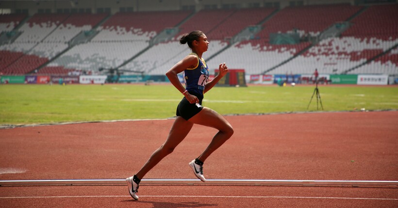 МОК заборонив трансгендерам брати участь у жіночих змаганнях