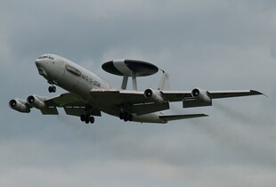 Іран знищив американський літак E-3G Sentry в Саудівській Аравії: поранено військових