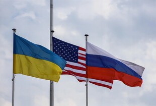 Зеленський пояснив, що гальмує мирні перемовини