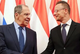 ЗМІ злили розмову Сіярто і Лаврова: говорили про зняття санкцій із олігархів рф