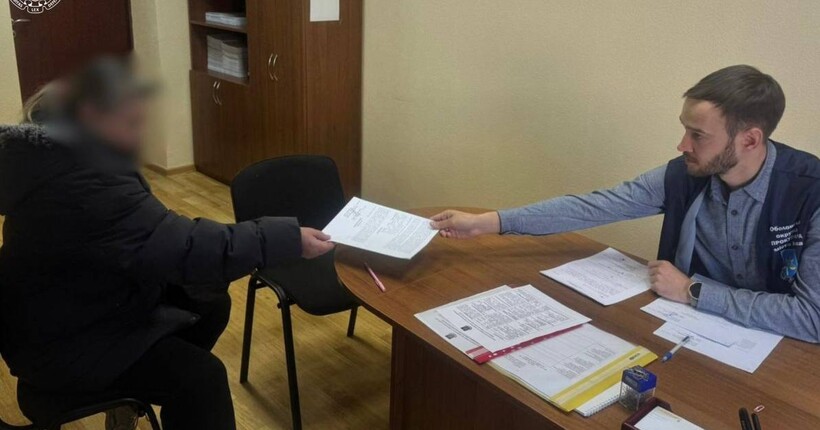 Тримала в квартирі вовка та лисицю: киянці оголосили підозру у жорстокому поводженні з тваринами