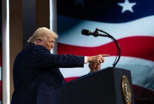 Трамп відповів країнам на скарги щодо цін на нафту: 