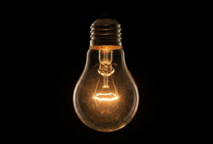 В усіх областях 3 квітня діятимуть графіки відключення світла - Укренерго