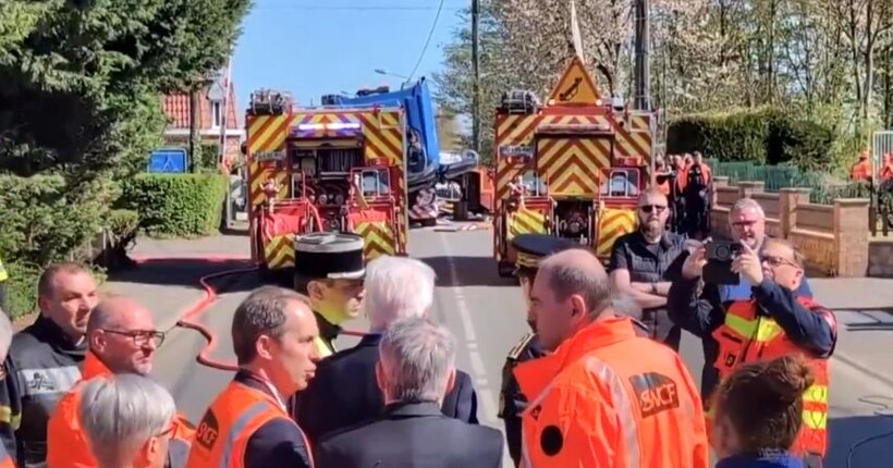 У Франції швидкісний поїзд з 350 пасажирами зіткнувся з вантажівкою: загинув машиніст