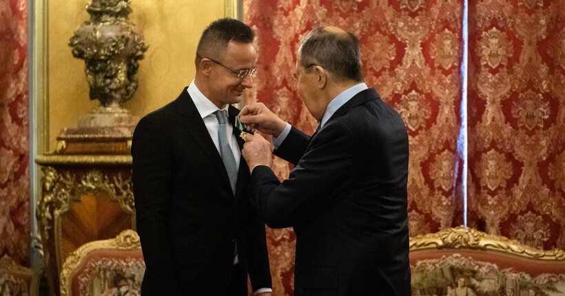 Плівки Лаврова та Сіярто: Угорщина та рф координували дії для гальмування вступу України до ЄС