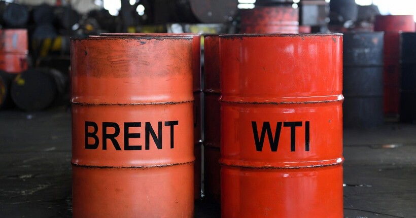 Ціни на нафту знову пішли вгору після різкого обвалу напередодні