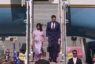 Венс приїхав в Угорщину перед виборами: 