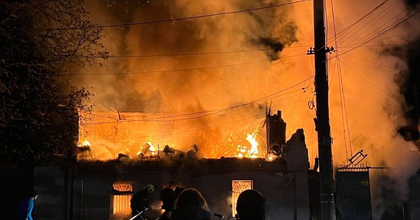 Ворог вдарив по Одесі: загинули люди, пошкоджено десятки будинків