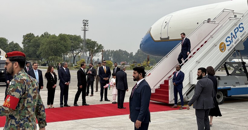 Венс прибув в Пакистан на переговори з Іраном: хто в делегаціях сторін