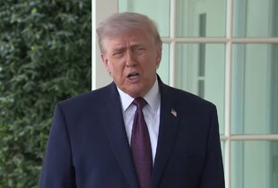 Він помиляється: Трамп не збирається вибачатись перед Папою Римським