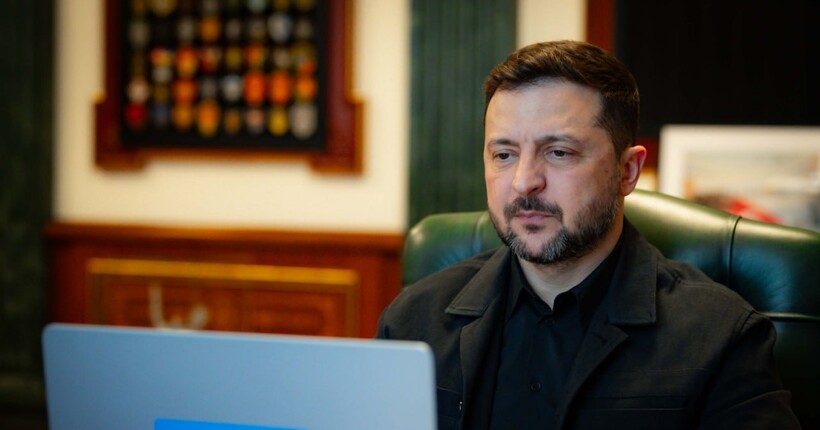 Зеленський привітав Мадяра з перемогою на виборах в Угорщині