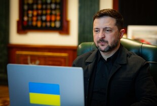Зеленський привітав Мадяра з перемогою на виборах в Угорщині