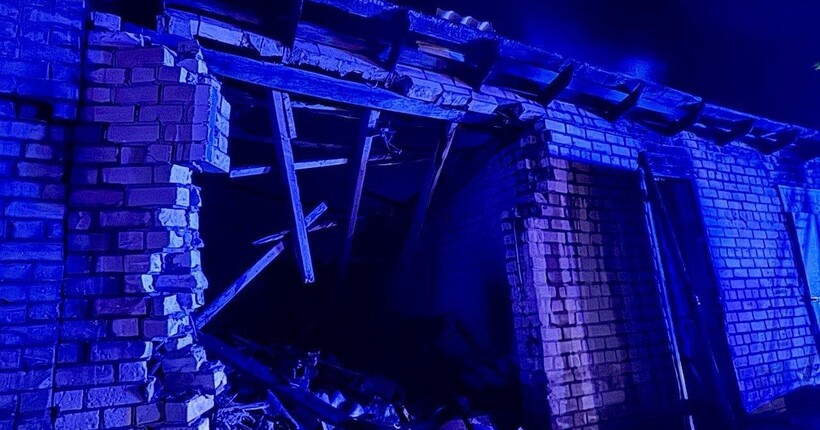 Росіяни атакували Дніпро: постраждали двоє маленьких дітей, виникла пожежа