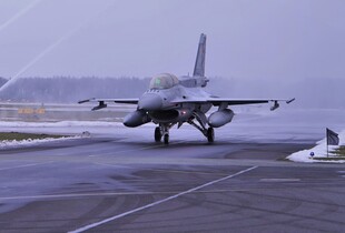 У Польщі закрили два аеропорти через атаку рф по Україні