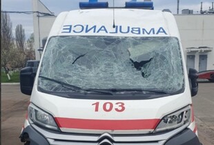 Поліція і медики потрапили під обстріл у Києві під час порятунку людей після удару