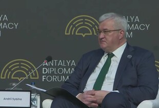 Українська стійкість не має бути виправданням для нескінченної війни - головне з виступу Сибіги в Анталії