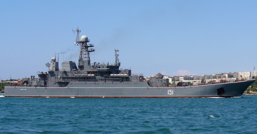 Три кораблі ВМФ рф і протидиверсійний катер уражено в Криму - СБУ