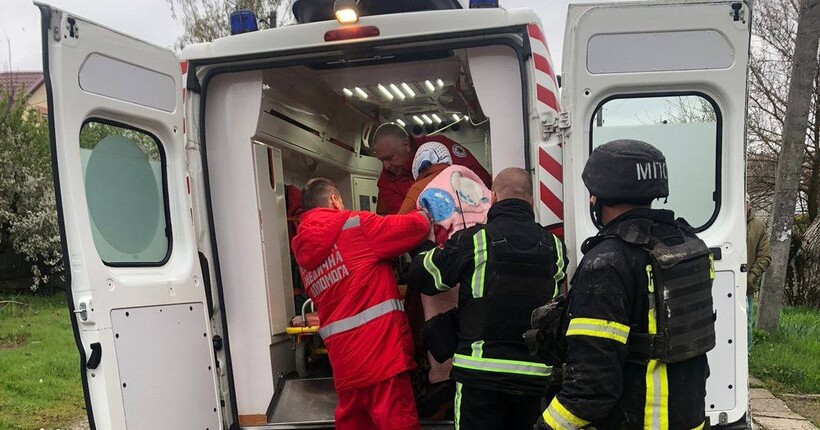 Російський удар по передмістю Запоріжжя вбив жінку, ще троє людей поранені