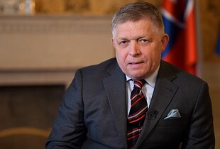 Балтія відмовила: Фіцо просить Польщу дозволити переліт в Москву на парад