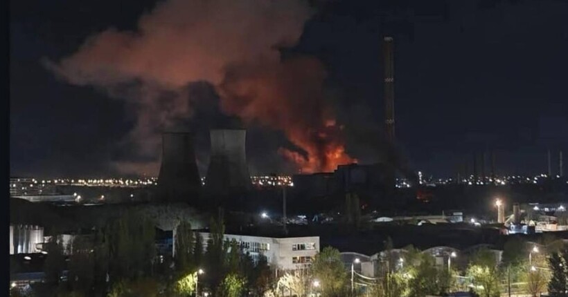 В Бухаресті стався вибух на ТЕС: виникла масштабна пожежа