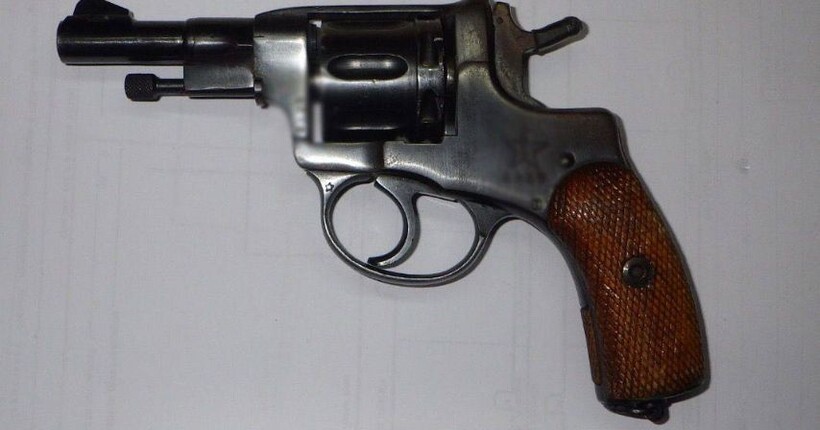 У Києві водій автівки відкрив вогонь з пістолета по пішоходу під час конфлікту