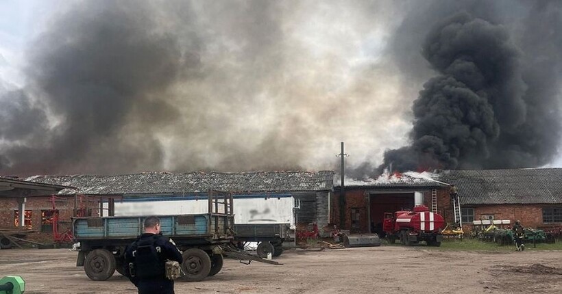 Ворог пошкодив агропідприємство та дитячий комплекс на Чернігівщині