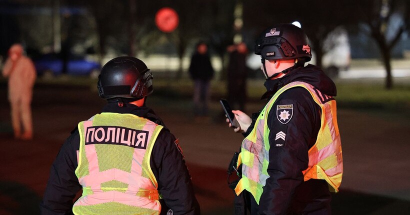 У Івано-Франківську сталася стрілянина: поліцейські затримали чоловіка