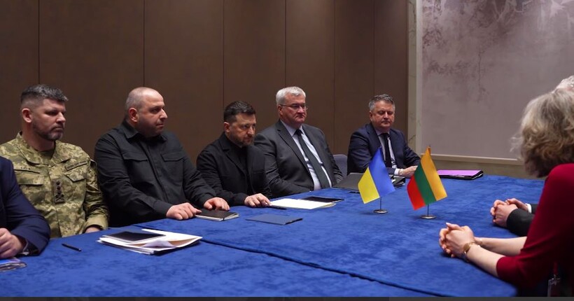 Зеленський обговорив із президентом Литви співпрацю у форматі Drone Deal