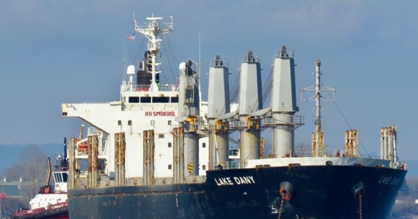 Ізраїль прийняв ще одне судно з вкраденим українським зерном: в МЗС відреагували