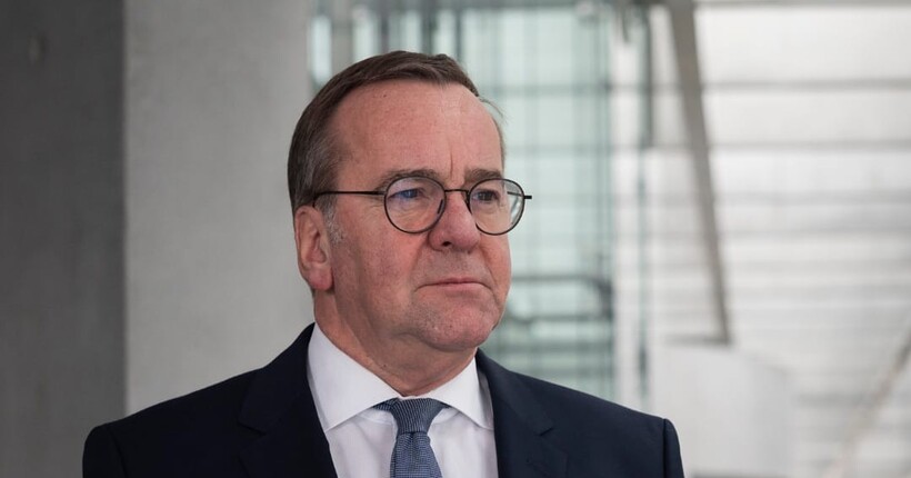 Німеччина перекидає військові кораблі до Середземного моря - Пісторіус