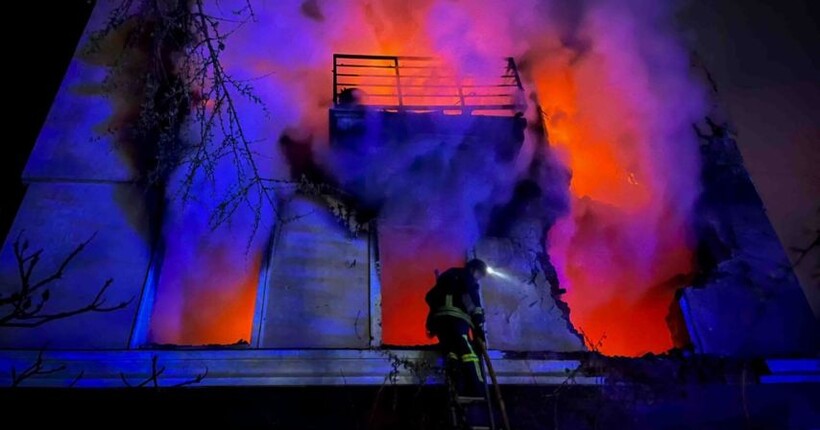 Росіяни завдали комбінованого удару по Шостці на Сумщині (фото)