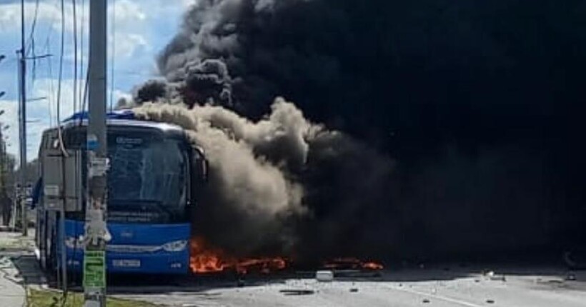 Автобус, який потрапив під обстріл на Дніпропетровщині, був вакцинальним - МОЗ