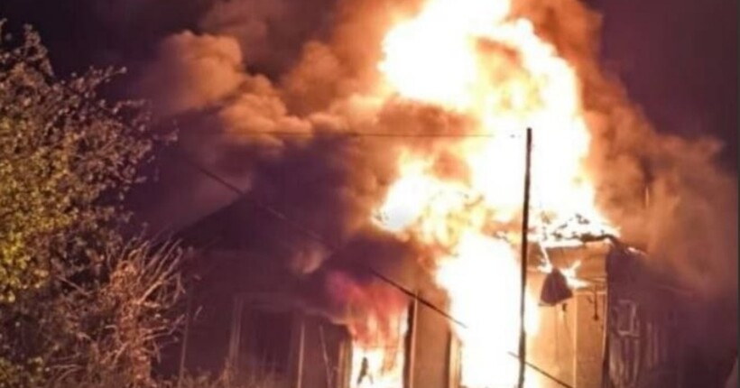 Росіяни знову вдарили по Миколаєву: виникла пожежа 