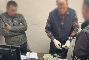 Посадовця міськради у Луцьку викрили на хабарництві: подробиці