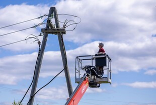 Через російські обстріли зафіксовано нові знеструмлення у чотирьох областях
