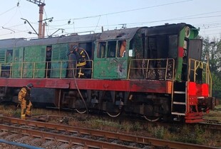 Ворог атакував залізничну інфраструктуру на Дніпропетровщині: поранено машиніста