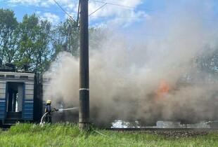 На Черкащині загорівся електропоїзд під час руху (фото)