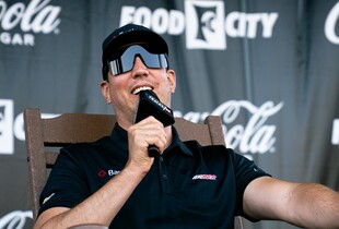 Помер дворазовий чемпіон NASCAR Кайл Буш