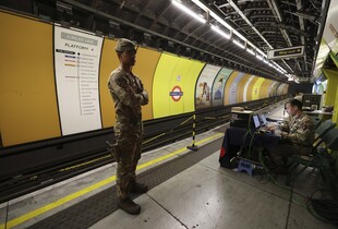 В бункері на станції метро Лондона: НАТО провело секретні навчання із захисту Естонії від росії