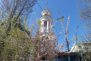 Росіяни нічною атакою пошкодили Поштову станцію та Церкву Різдва Христового (відео)
