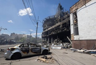 Близько сотні людей постраждали, чотири - загинули: Зеленський про наслідки ударів по Україні