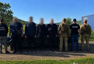 На Вінниччині викрили дві схеми незаконного переправлення чоловіків через кордон: подробиці