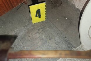 На Черкащині пенсіонер вбив сина сокирою, коли той спав